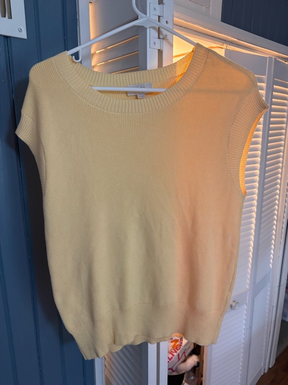 LOFT Soft Pale Yellow Sleeveless Crewneck Sweater